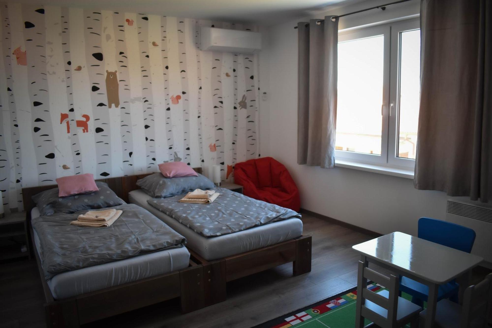 Nesvady Apartmany Catalina מראה חיצוני תמונה