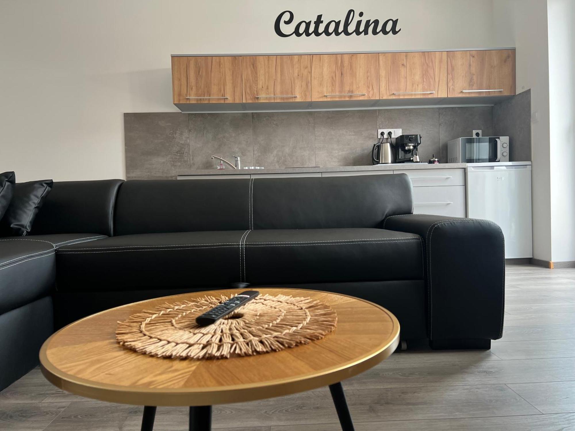 Nesvady Apartmany Catalina מראה חיצוני תמונה