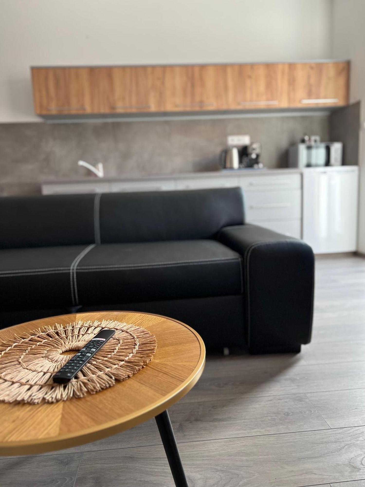 Nesvady Apartmany Catalina מראה חיצוני תמונה